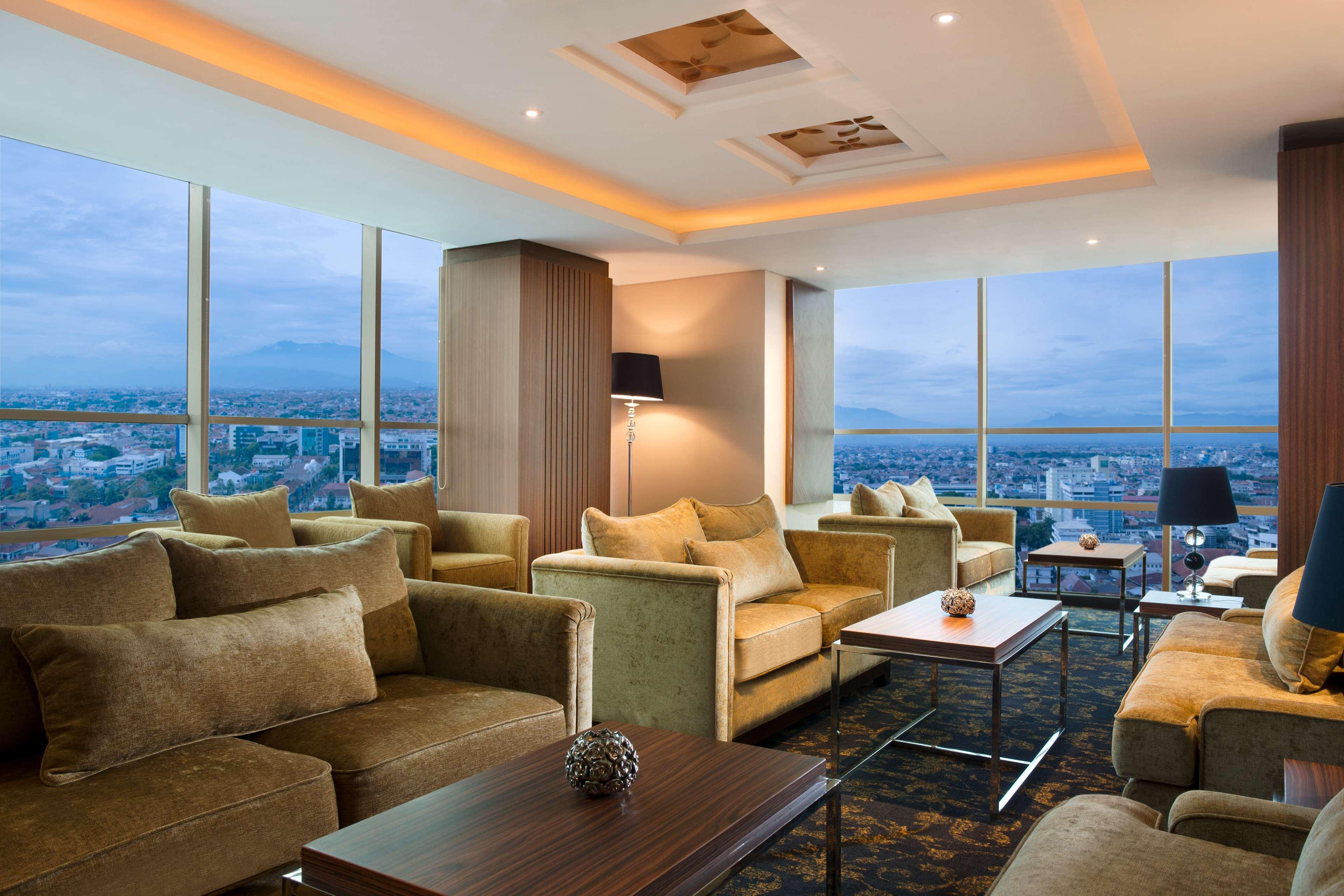 โรงแรมเบสต์ เวสเทิร์น พรีเมียร์ ลา กรันเด บันดุง ภายนอก รูปภาพ